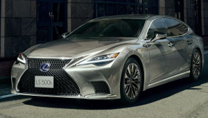 Cận cảnh Lexus LS 500 2021 - sedan hạng sang có giá từ 10 tỷ VNĐ tại Đông Nam Á