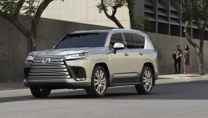 Lexus LX 600 2022 ra mắt: Lột xác ngoạn mục, quá đủ để thay thế LX 570