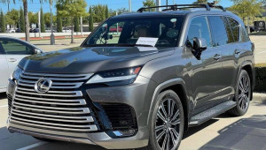 Lexus LX 600 bắt đầu chào hàng giới nhà giàu Việt, giá hơn 8 tỷ đồng