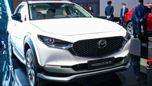 Mazda CX-30 chạy điện bất ngờ xuất hiện ở Thượng Hải