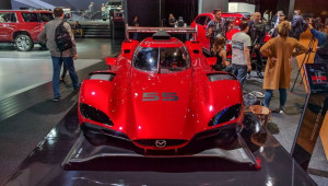 Xe đua Mazda RT24-P gây chú ý tại Triển lãm Los Angeles 2017