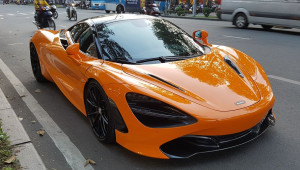 Diện kiến siêu phẩm McLaren 720S của doanh nhân Nguyễn Quốc Cường trên phố Sài Thành