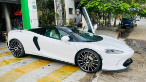 Làm quen với siêu xe McLaren GT độc nhất tại Việt Nam