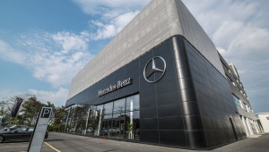 Mercedes-Benz Việt Nam bất ngờ tăng giá loạt xe bán chạy, chứng minh 
