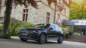 Mercedes-Benz GLC 300 4MATIC Facelift ra mắt tại Việt Nam, giá 2,559 tỷ đồng