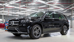 Mercedes-Benz GLS450 2020 - Rẻ hơn đối thủ 2,3 tỷ đồng?