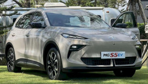 MG S5 EV trình làng: Crossover điện chạy 550 km/sạc