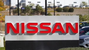 Hai đại lý Nissan bị phạt gần 11 tỷ VNĐ vì ép khách hàng mua xe kèm phụ kiện