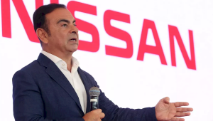 Cựu CEO Nissan đòi công ty bồi thường hơn 1 tỷ USD