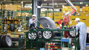 Kéo dài thời gian ưu đãi thuế nhập khẩu linh kiện ô tô thêm 5 năm