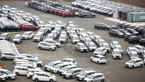 Lượng ô tô nhập khẩu về Việt Nam giảm hơn 70% trong tháng 1