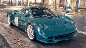 Chiếc Huayra Codalunga do Pagani và Hermes thiết kế lần đầu xuất hiện trên đường phố