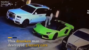 Thanh niên say xỉn đập phá loạt xe sang, siêu xe phải đền bù ít nhất 3,5 tỷ VNĐ