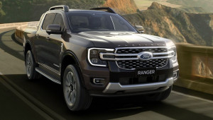 Ford Ranger Platinum ra mắt: Phiên bản cao cấp hơn Wildtrak, sở hữu khoang nội thất cực kỳ “xịn sò”