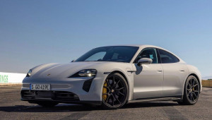 Lợi nhuận tăng gấp 3 so với năm ngoái, Porsche vẫn tăng giá bán xe trong tháng tới