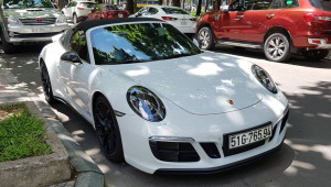 TP.HCM: Bắt gặp siêu phẩm Porsche 911 Targa 4 GTS đầu tiên tại Việt Nam 