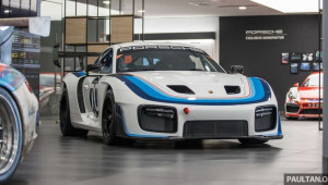 Porsche 935 - 