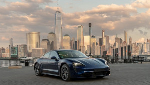 Porsche Taycan hoàn thành thử thách với hành trình 656 km từ thác Niagara đến New York