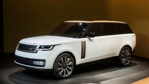 Range Rover 2022 trình làng: Xuất sắc từ thiết kế đến vận hành, giá từ 10,8 tỷ đồng tại Việt Nam