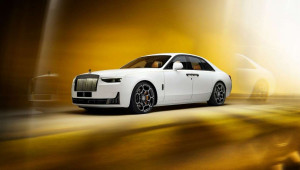 Rolls-Royce Black Badge Ghost Series II: Giá từ 40 tỷ đồng tại Việt Nam