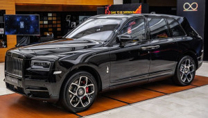 Rolls-Royce Cullinan Black Badge trình làng tại Thái Lan với giá chỉ từ 28 tỷ VNĐ