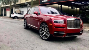 Rolls-Royce Cullinan thứ 4 vừa về Việt Nam đã thay ngay 