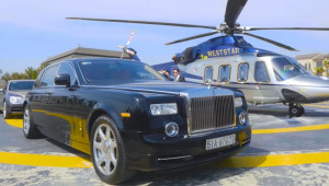Cận cảnh chiếc Rolls-Royce Phantom của tỷ phú USD Bùi Thành Nhơn khi được điều đi đón khách