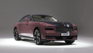 Rolls-Royce Spectre giá gần 20 tỷ VNĐ được giới thiệu tại Triển lãm ô tô Thượng Hải 2023