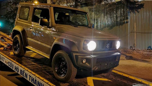 Cặp đôi Suzuki Jimny đầu tiên cập bến Việt Nam và giá bán sẽ khiến không ít người... 