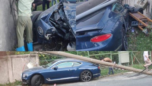 Sài Gòn: Bentley Continental GT hơn 25 tỷ đồng húc đổ cột điện, thiệt hại vô cùng lớn