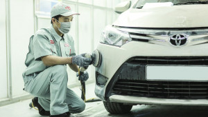 Toyota Việt Nam chung tay ủng hộ người dân miền Trung khắc phục ảnh hưởng của lũ lụt