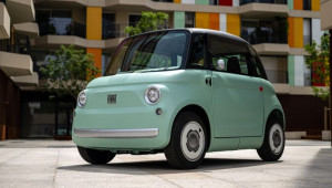 Fiat Topolino 2024 ra mắt: Xe điện mini đi được 75 km/ lần sạc