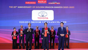 Toyota Việt Nam đón nhận Giải thưởng Rồng Vàng lần thứ 20