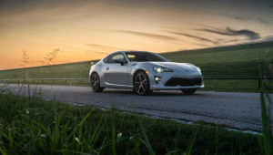 Toyota 86 2020 với hệ thống giải trí mới và gói trang bị TRD, giá chưa tới 635 triệu