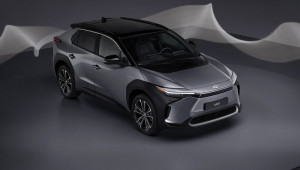 Toyota bZ4X 2022 - Đối thủ của Tesla Model Y, giá bán chỉ từ 1,28 tỷ VNĐ