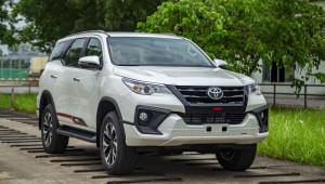 Toyota Việt Nam chính thức giới thiệu phiên bản cải tiến Fortuner 2019 lắp ráp trong nước