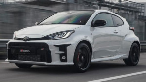 Toyota GR Yaris 2021 ra mắt Malaysia, giá 1,7 tỷ VNĐ và mạnh ngang Mercedes C300 AMG