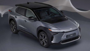 Xe điện Toyota có thể dùng pin thể rắn, sạc siêu nhanh trong 10 phút