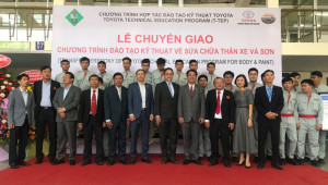 Toyota Việt Nam tài trợ gói thiết bị kỹ thuật đào tạo tới Trường ĐHSP Vĩnh Long