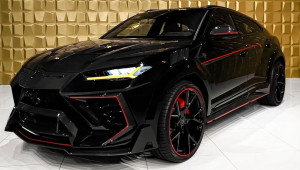 Cận cảnh Lamborghini Urus Venatus từ Mansory trong lớp áo của 
