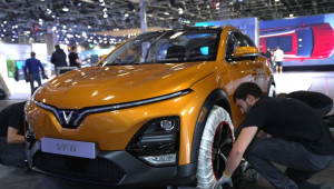 VinFast VF 6 lần đầu lộ diện thiết kế hoàn chỉnh tại Paris Motor Show 2022