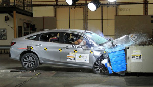 Toyota Vios thế hệ mới đạt 5 sao ASEAN NCAP trong lần kiểm tra lại