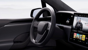 Tesla mang vô lăng tròn trở lại trên Model S và Model X