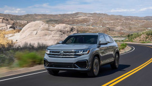 Volkswagen Atlas Cross Sport 2020 xuất hiện với bộ ống xả đẹp lung linh