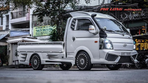 Cận cảnh chiếc xe tải Hyundai được độ theo phong cách siêu xe Lamborghini của 