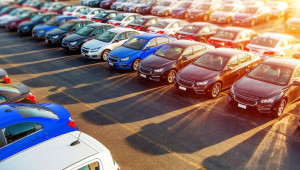 Giá xe cũ cao hơn giá xe mới: Chuyện tưởng đùa thời hậu Covid