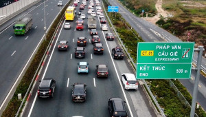 Hơn 1000 tài xế bị phạt, tước giấy phép lái xe đi vào làn khẩn cấp trên đường cao tốc