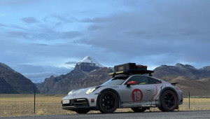 Nhận xe chưa đầy một năm Porsche 911 Dakar của doanh nhân Hải Phòng có odo 50.366 km