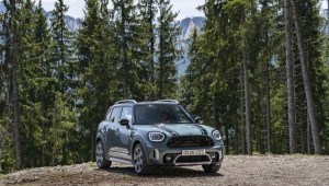 Sở hữu MINI Countryman với ưu đãi 10% giá trị xe trong tháng 9