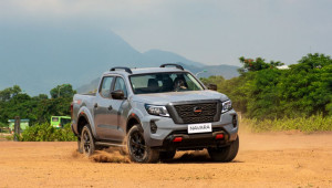 Nissan Navara thế hệ mới ra mắt thị trường Việt, giá từ 685 triệu đồng